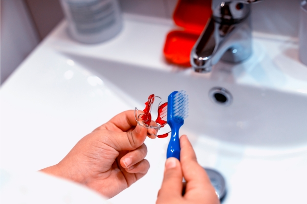  Retainer Cleaning Process